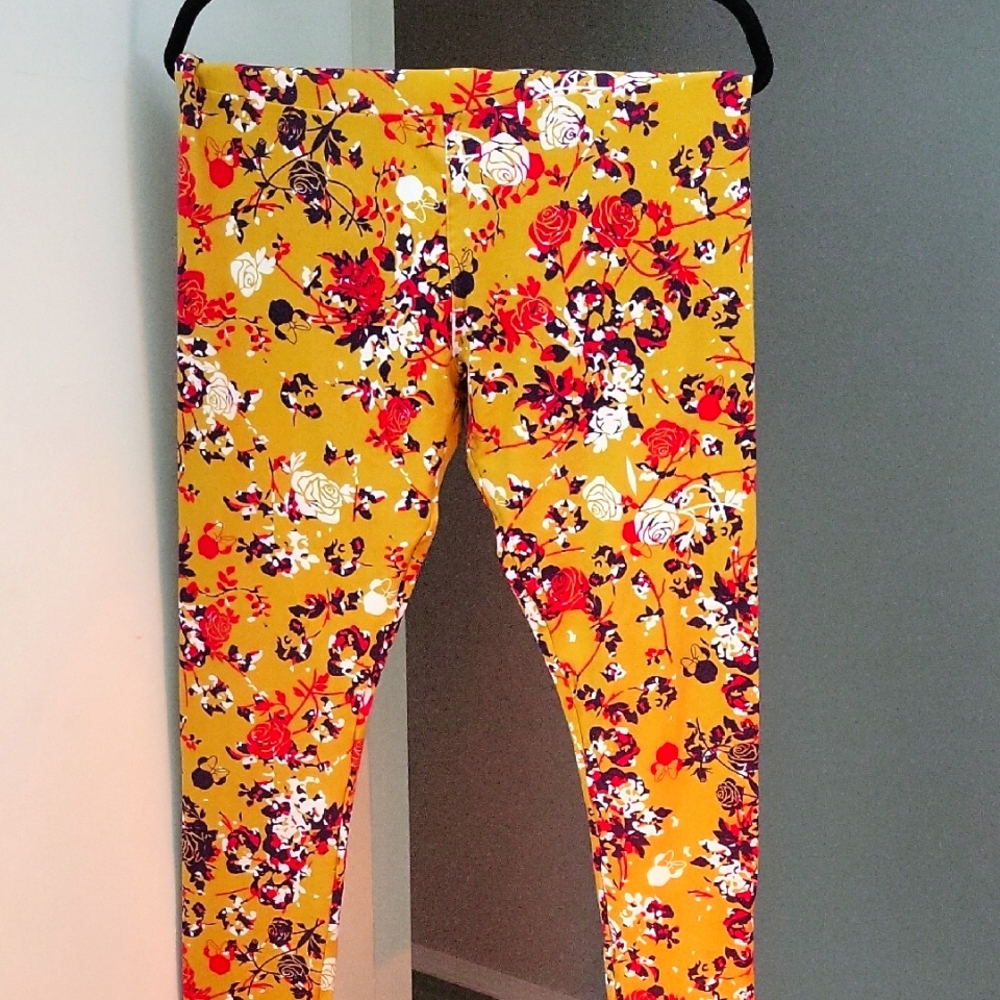 LuLaRoe Rose Floral Disney Leggings TC
